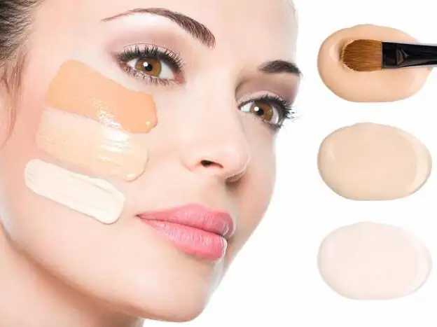 Cómo elegir y aplicar la mejor base de maquillaje para lucir radiante
