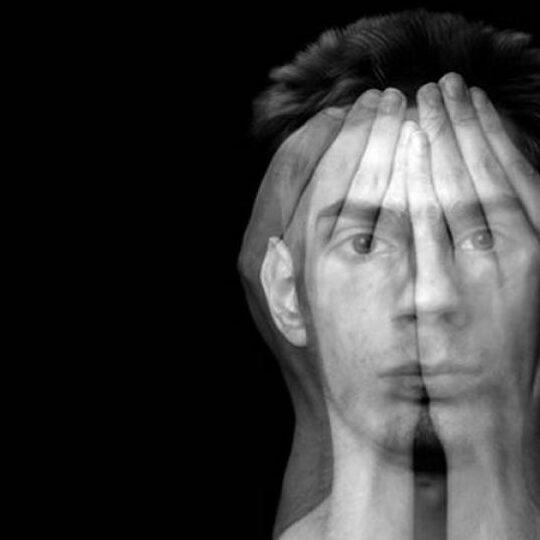 Transtorno de Personalidad Esquizotípica: ¿Qué es y cómo tratarlo? – Guíapara entender y abordar el trastorno